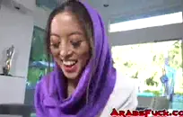 Bbw يعطي footjob مع ندف غنيمة كبيرة.