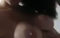 سخيف بوسها مع هزاز.