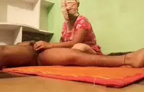 أريد أن أرى بعض المثيرين الجدد في الكلية مثل الحيوانات على مقطع الأنبوب الجديد هذا