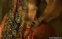 فتاة مثيرة في استراحة الغداء.