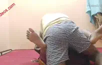 يحصل صدم الكلبة لاتينا الدهون من قبل ديك.