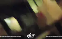 حصلت المعازق الكبيرة على كساتها الضيقة التي تم حفرها بشكل جيد بواسطة اثنين من الديكة الكبيرة السميكة.